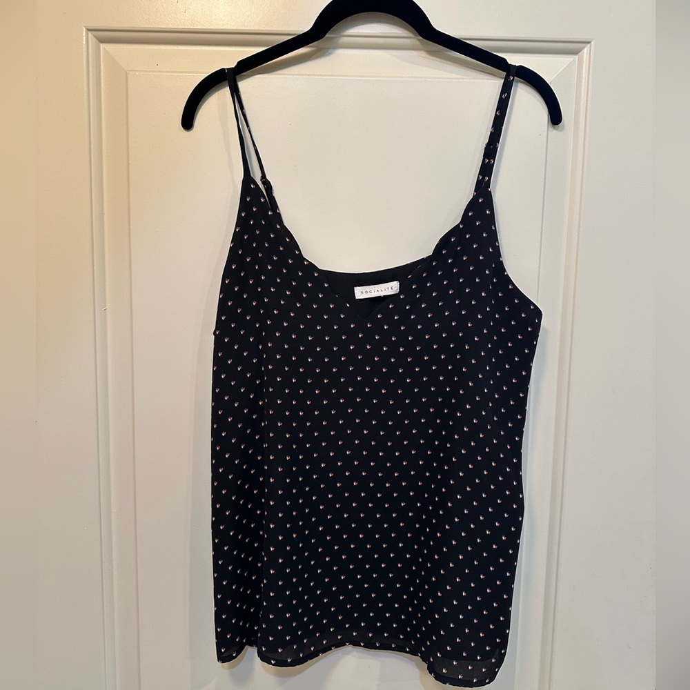 Socialite Black Tank-M